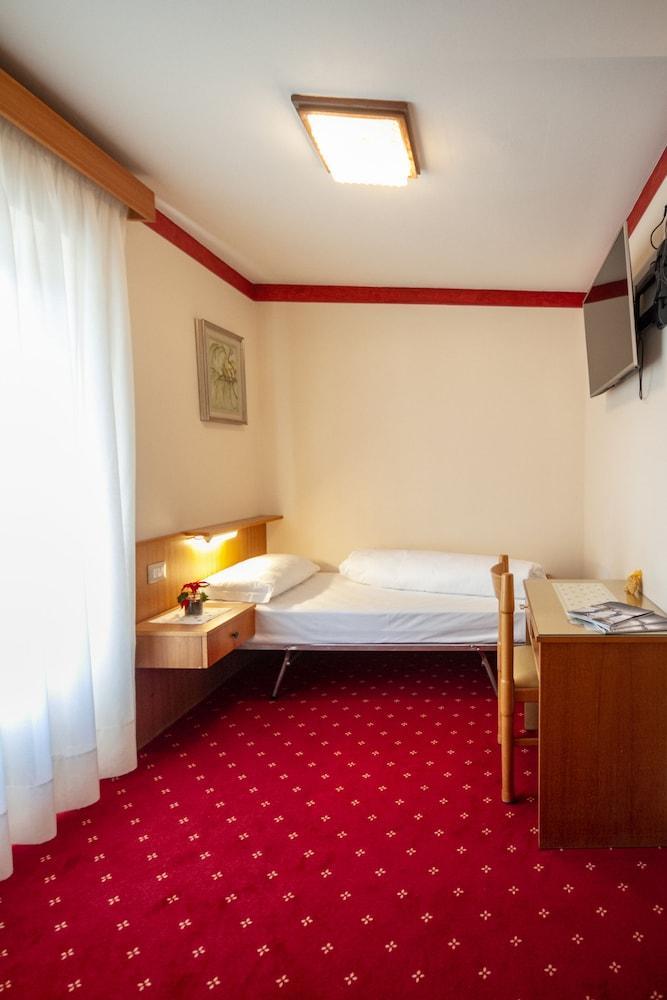Hotel Stella Alpina Bellamonte Exterior foto